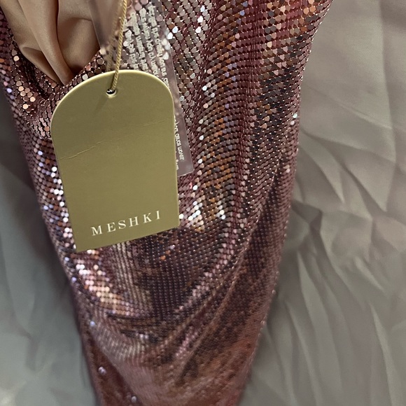 Dress - Picture 5 of 12